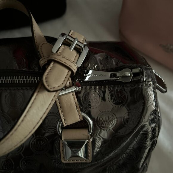 Michael Kors Reflective Metallic Duffle Bag - Vintage - Picture 9 of 12